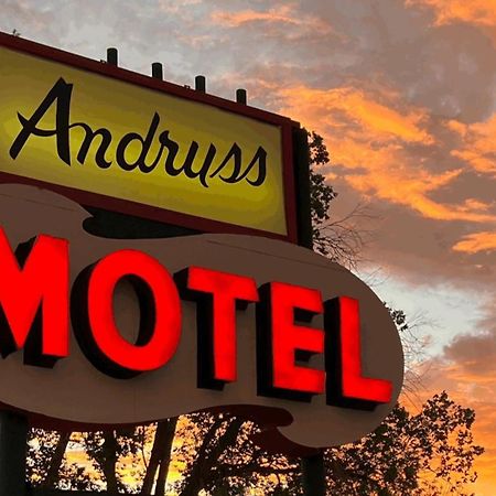 Andruss Motel Walker Bagian luar foto