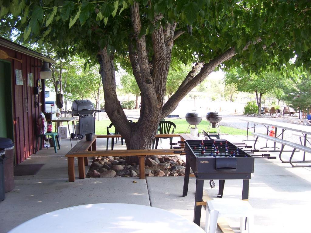 Andruss Motel Walker Bagian luar foto